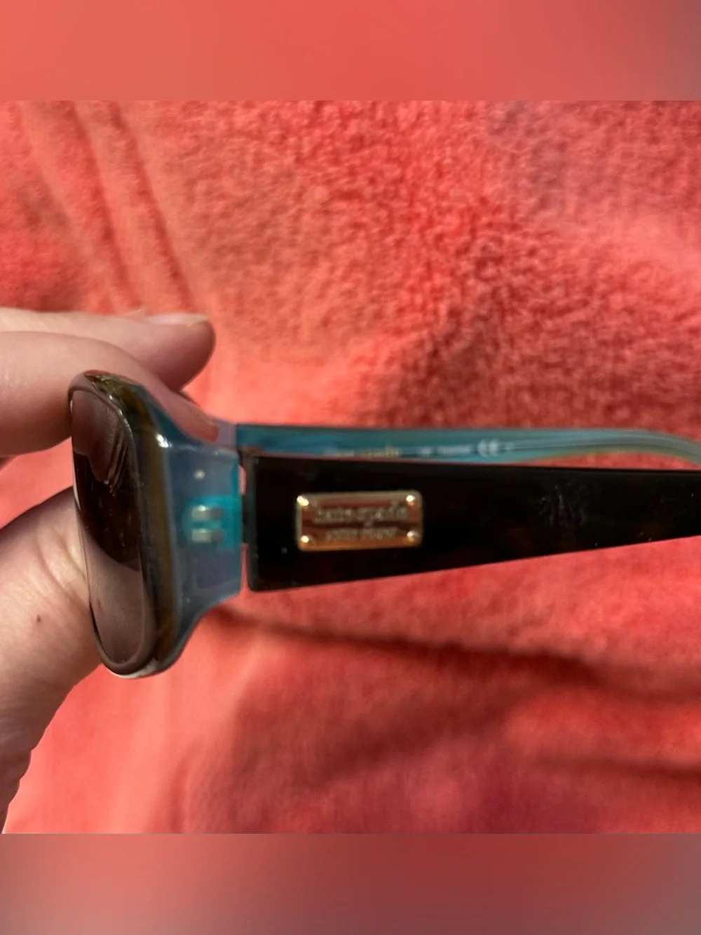 kate spade Brown Tortoiseshell Women's Sunglasses with case and cleaning cloth